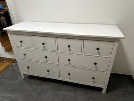 Hemnes Kommode mit 8 Schubladen, weiss