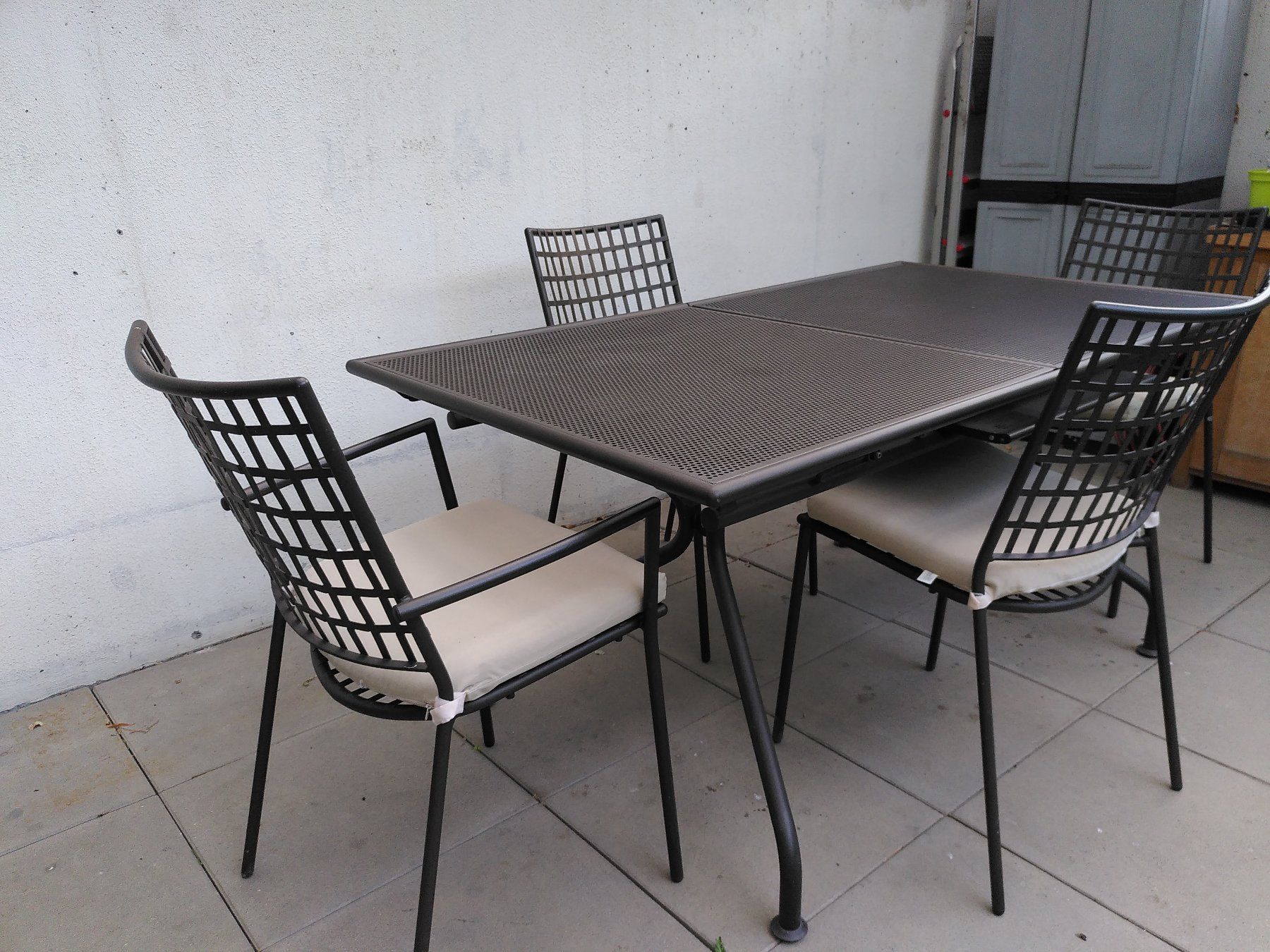 Emu Set di tavolo e panche: Table et chaises d'extérieur EMU – Usato da Le Grand-Saconnex venduto da Lanine01 1