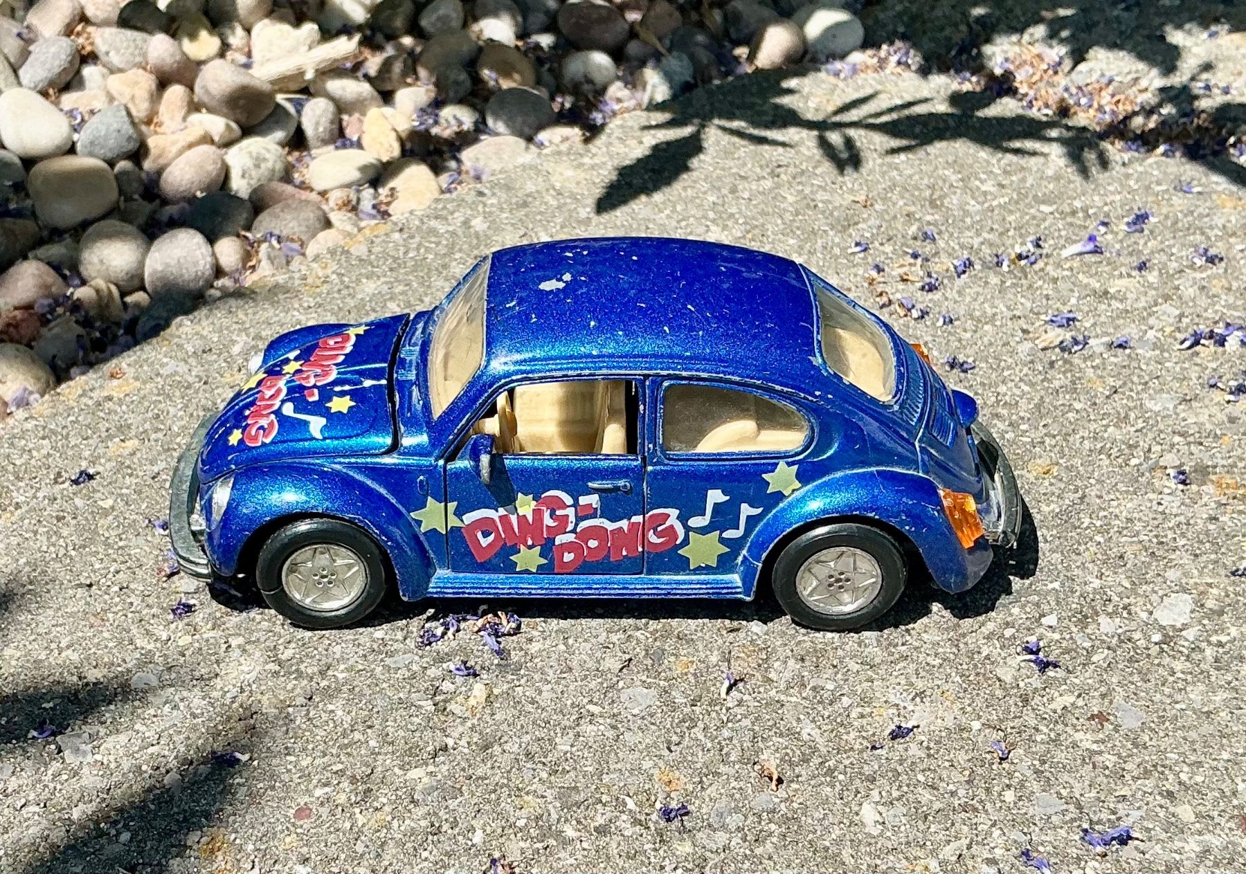 Volkswagen Modellini d'auto: ÄLTERER VW KÄFER – Usato da Zell LU venduto da Silvermemory