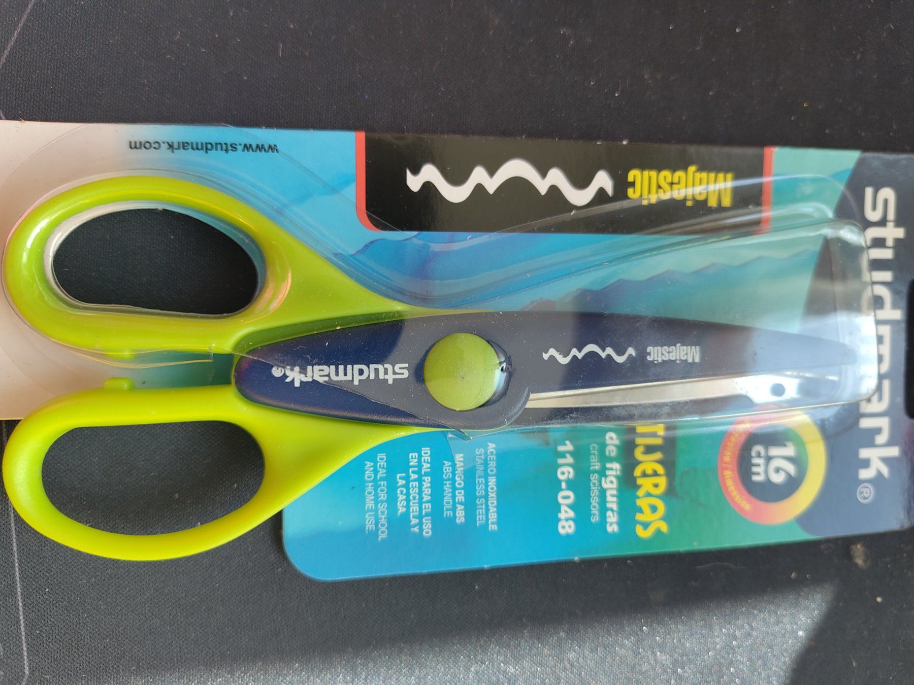 Tous les outils: 4 Scheren Muster schneiden Set Studmark Neu – Neuf avec emballage d'origine à Leuggern par Pummi19 1