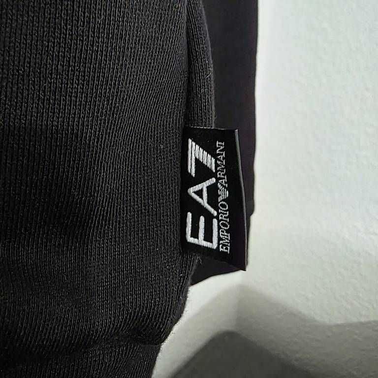 Pullover & Sweatshirts: Pull à zip Emporio Armani – Gebraucht aus Neuchâtel von davenvy 4