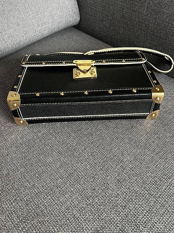 Louis Vuitton Borse da donna: Louis Vuitton vintage – Usato da Adliswil venduto da MinaMino 3
