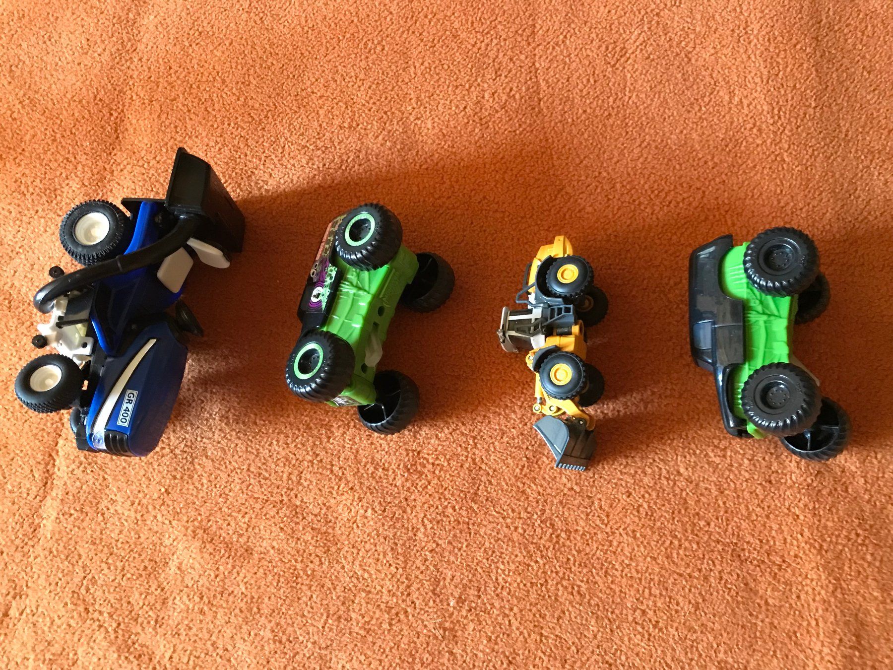 Modellbausätze & Standmodelle: 4 véhicules divers – Gebraucht aus Ste-Croix von mjmg 3