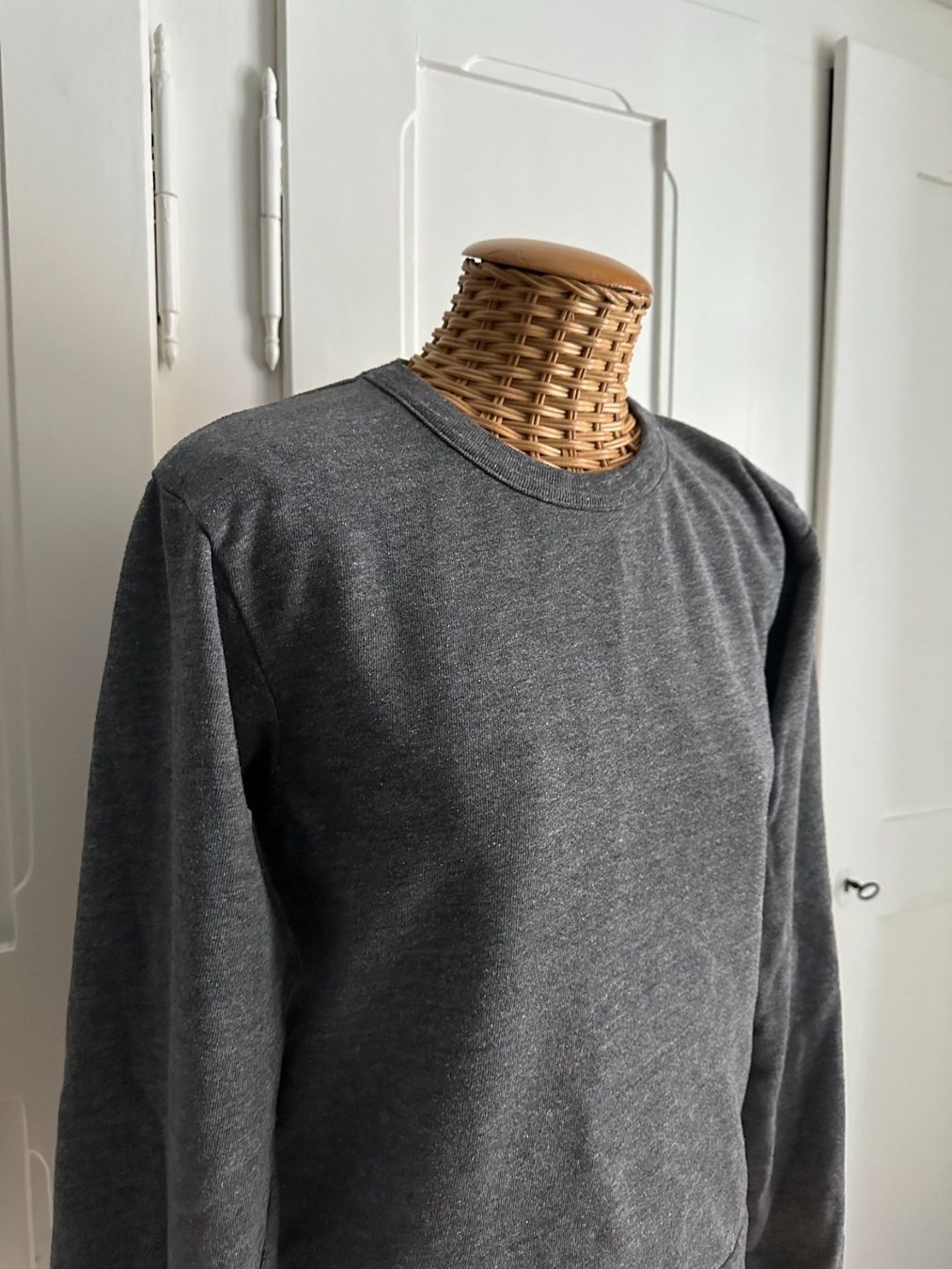 Maglioni & Felpe: AMERICAN APPAREL - Sweatshirt grau XS – Usato da Zürich venduto da Diazaio 1