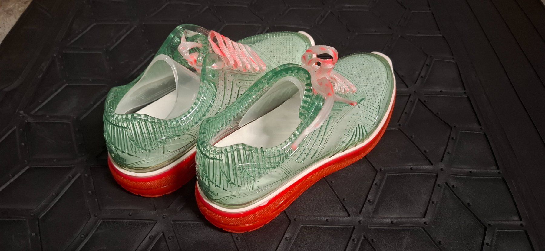Herrenschuhe: AirDP by iShu+ transparente Sneaker Nr.41 – Neu und originalverpackt aus Basel von Dawid1713 3