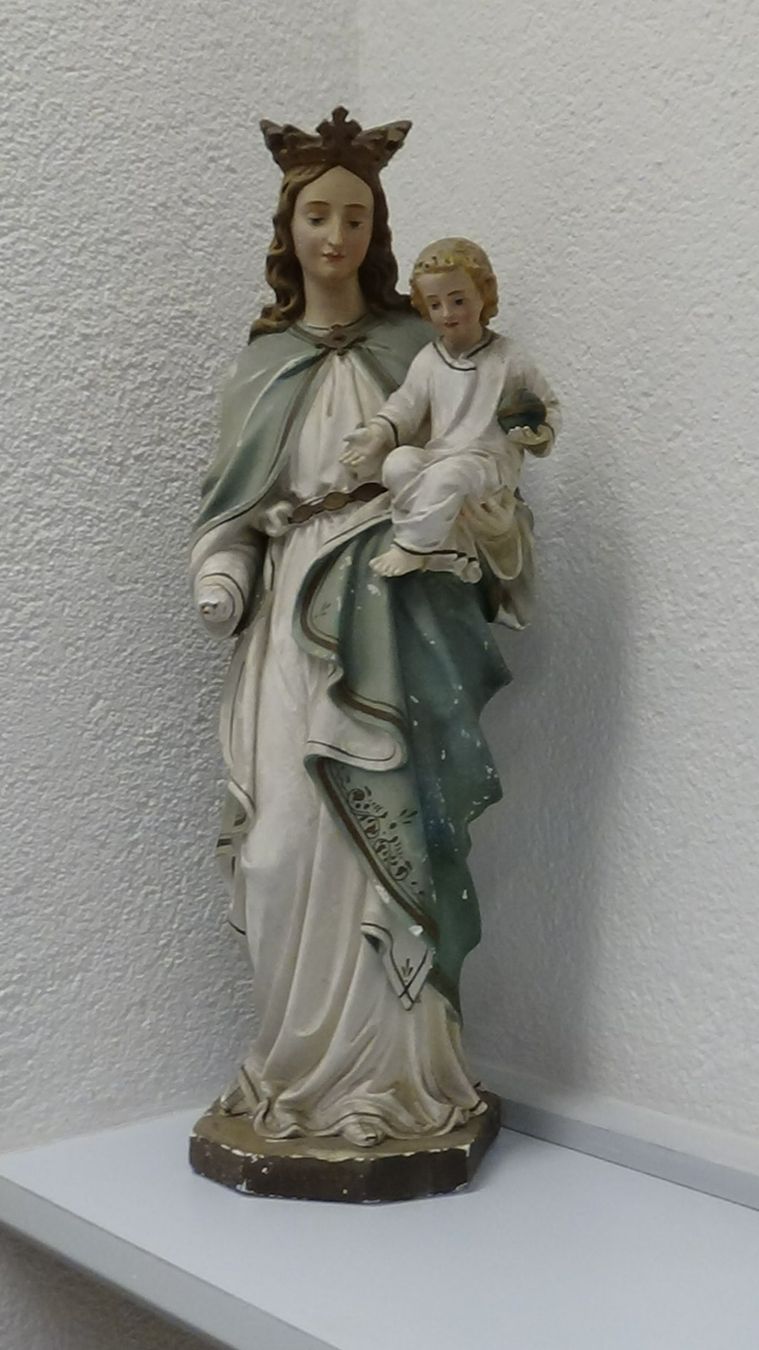 Sculture & Statue: Antike Madonna mit Kind von 1909 Gips – Usato da Wiedlisbach venduto da Bobesch10