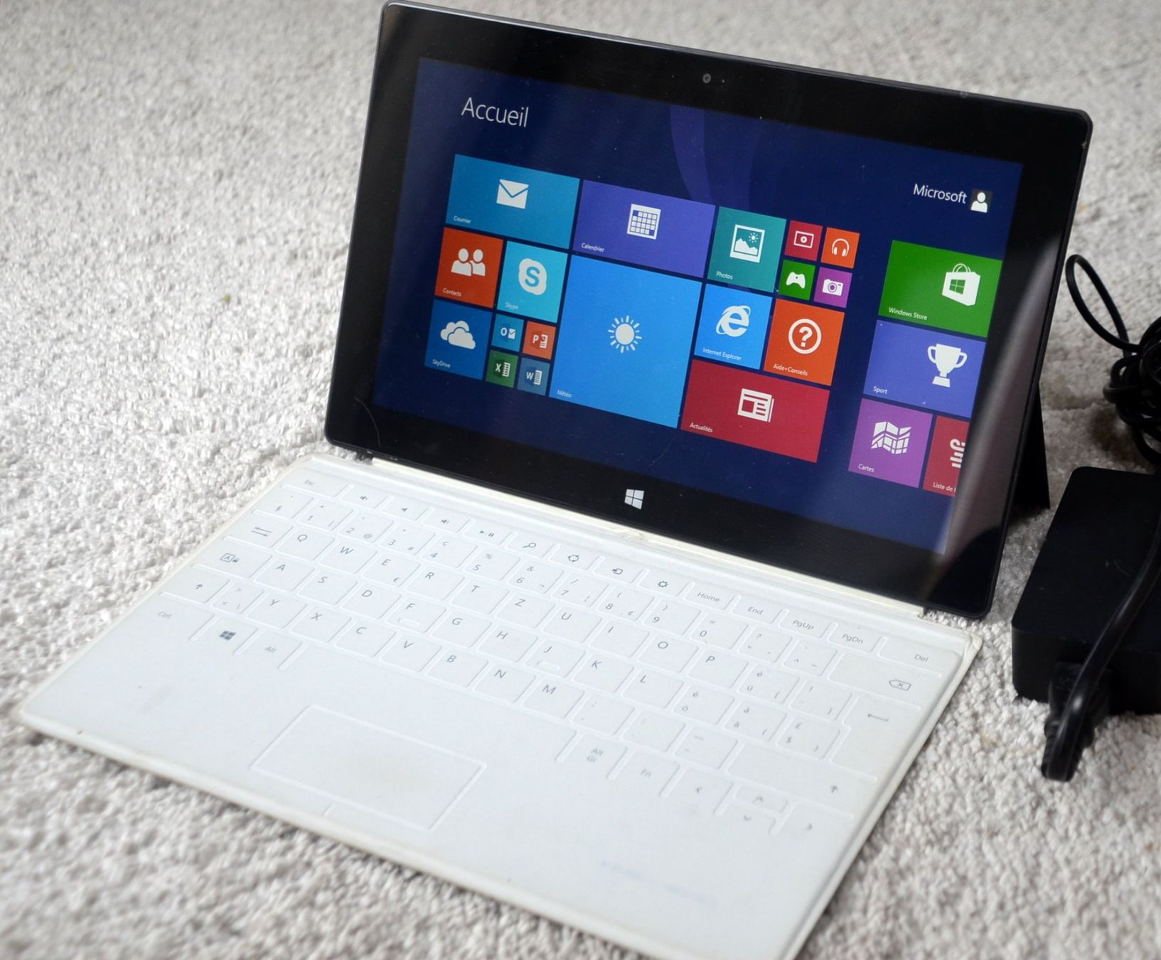 Microsoft Tablet PC: Microsoft Surface RT 1516 64 GB – Gebraucht aus Collonges von arashee 3