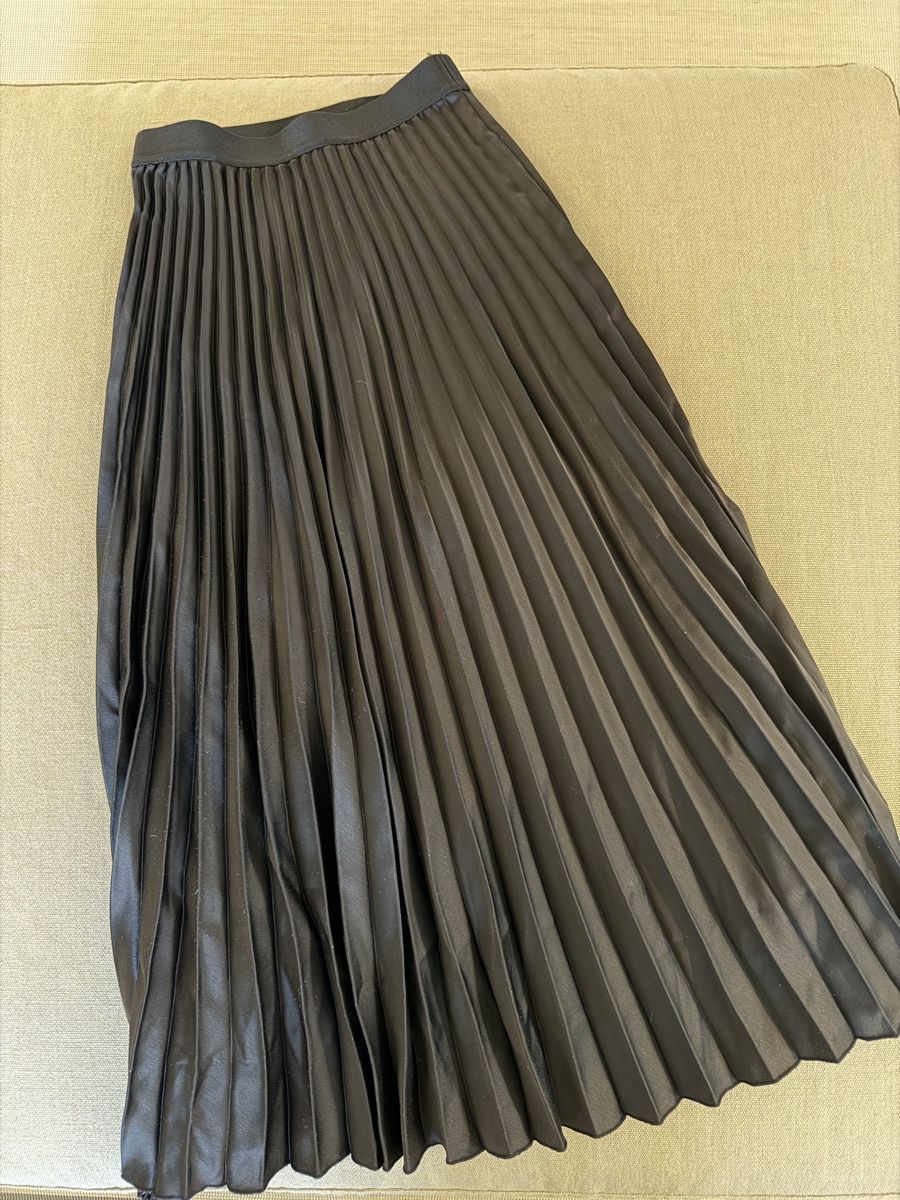 H&M Gonne: Black Midi Skirt, Size XS – Usato da Zollikon venduto da dea_ct8v 1