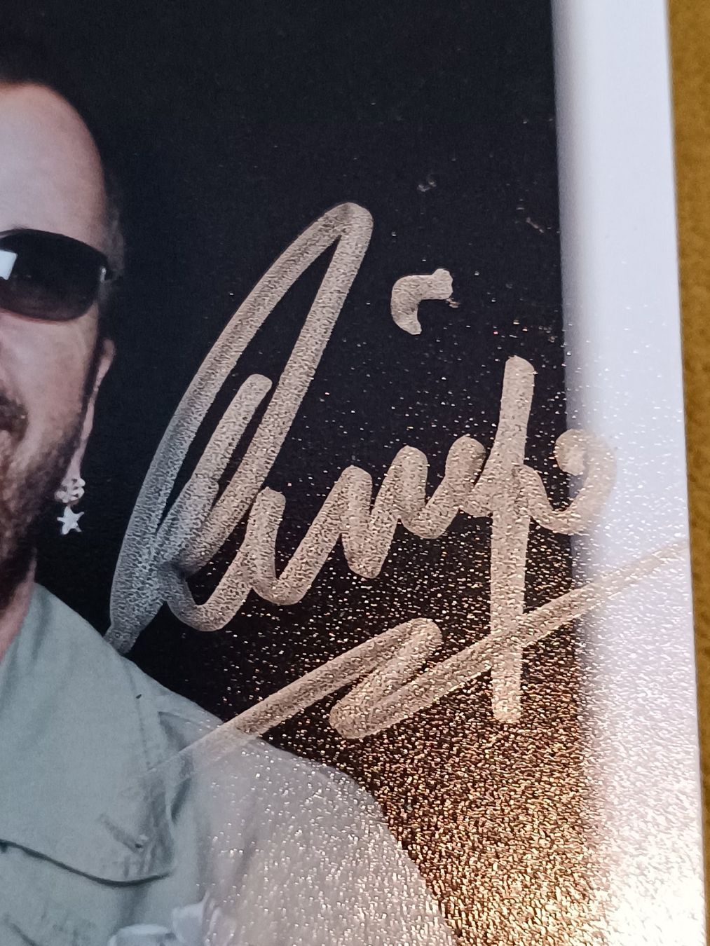 Autografi: Ringo Starr - handsigniert – Usato da Menziken venduto da Artographs 1