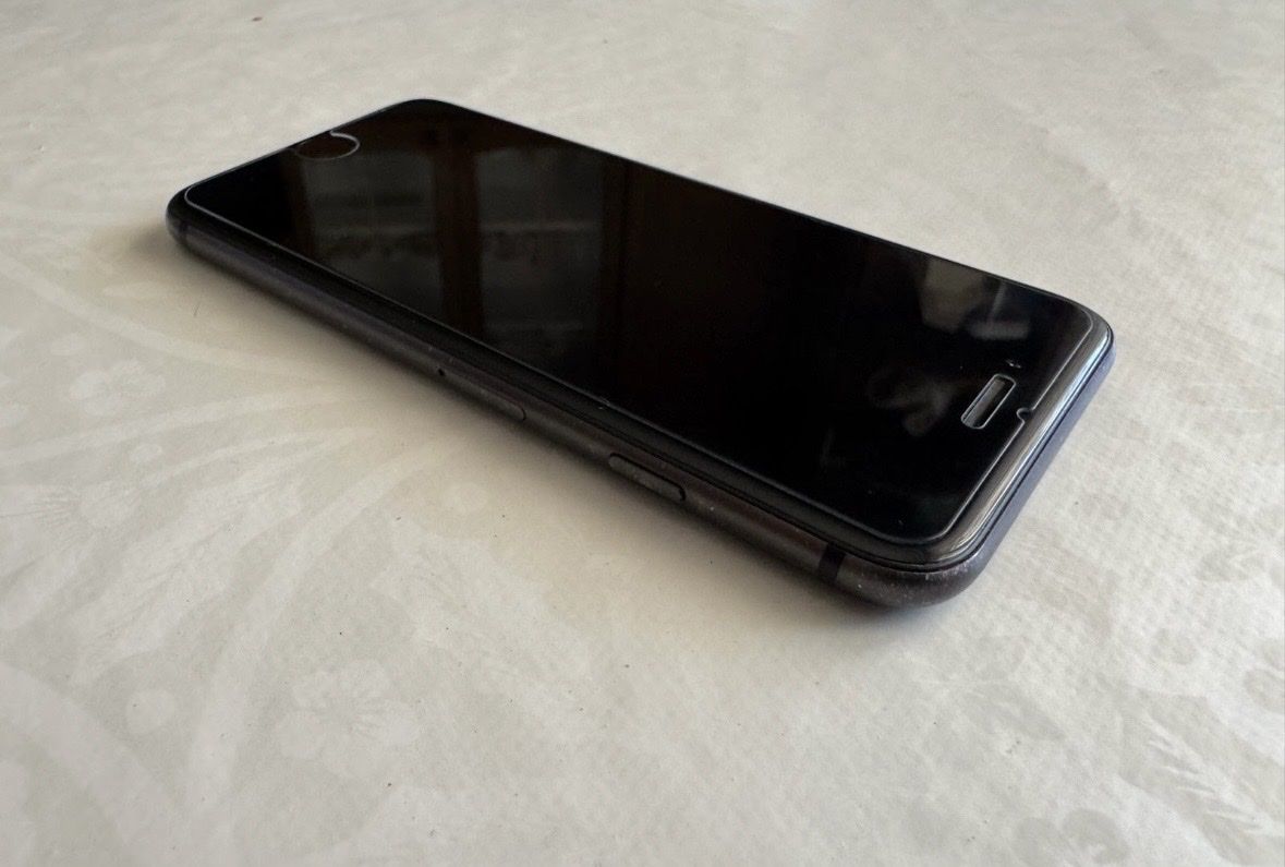 Apple Telefoni cellulari / Smartphones: iPhone 8 64GB – Usato da Zürich venduto da MaSte 2
