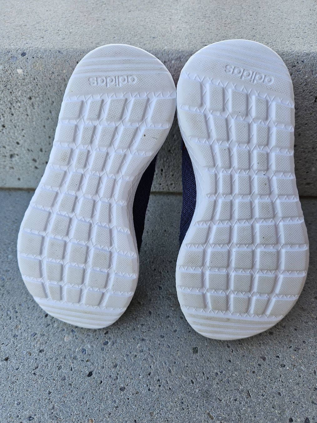Adidas Scarpe per ragazze: Adidas Turnschuhe,  Gr. 29 – Usato da Worb venduto da jun_fj8w 3