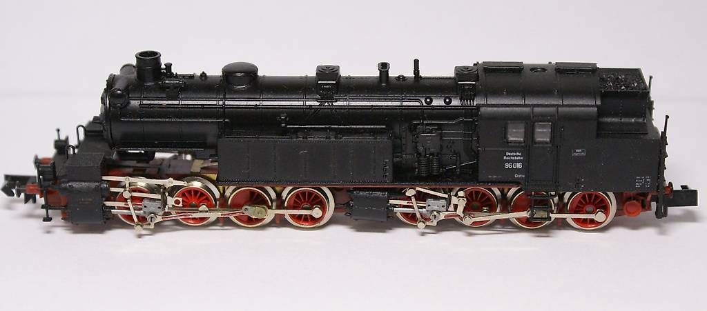 Arnold Modellini di ferrovie: Arnold BR96 mit Brawa wagen – Usato da Maegenwil venduto da Madfinc