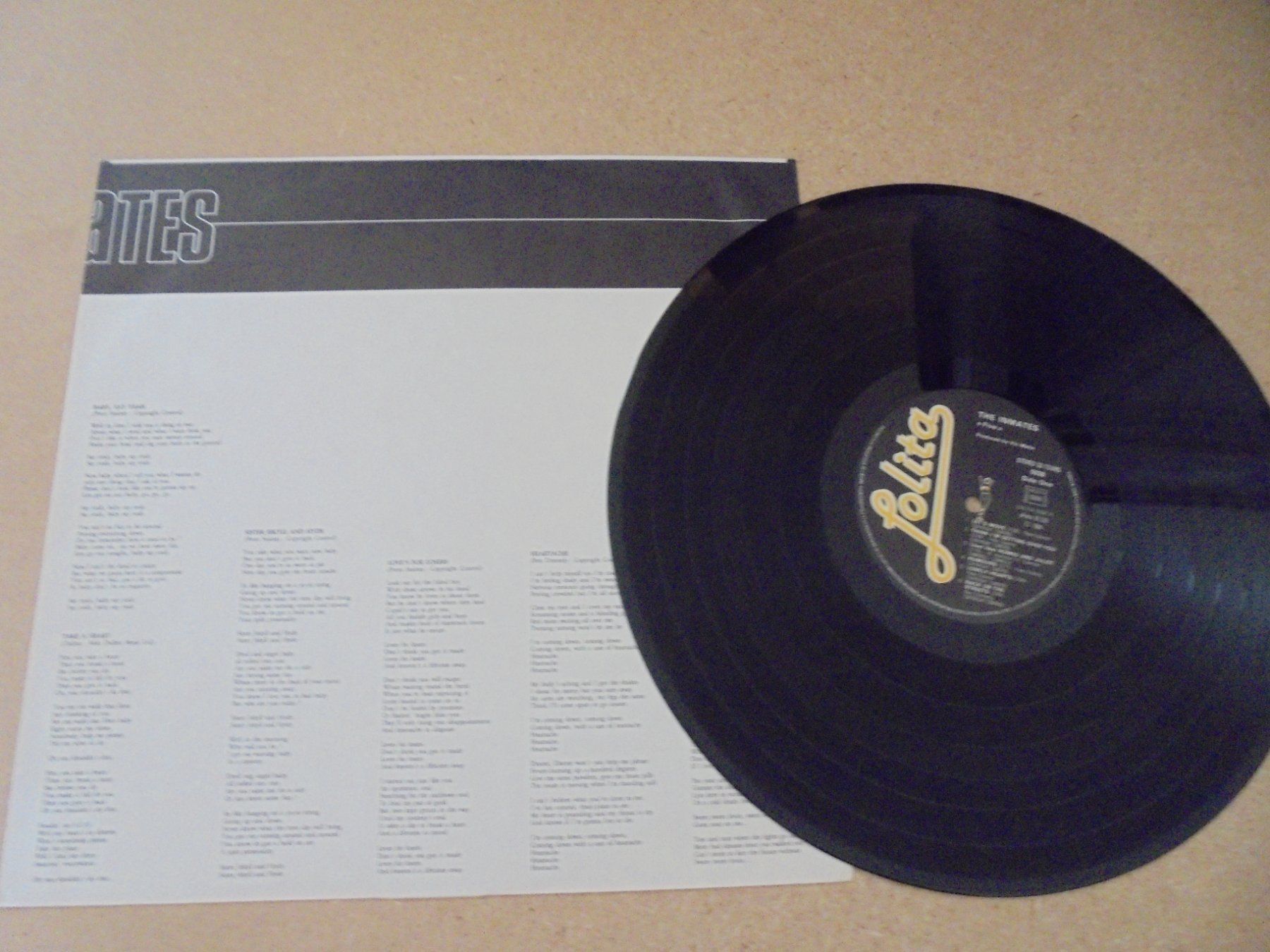 Dischi in vinile: The INMATES " five " LP Frankreich 1984 – Usato da Crissier venduto da Promopost 3
