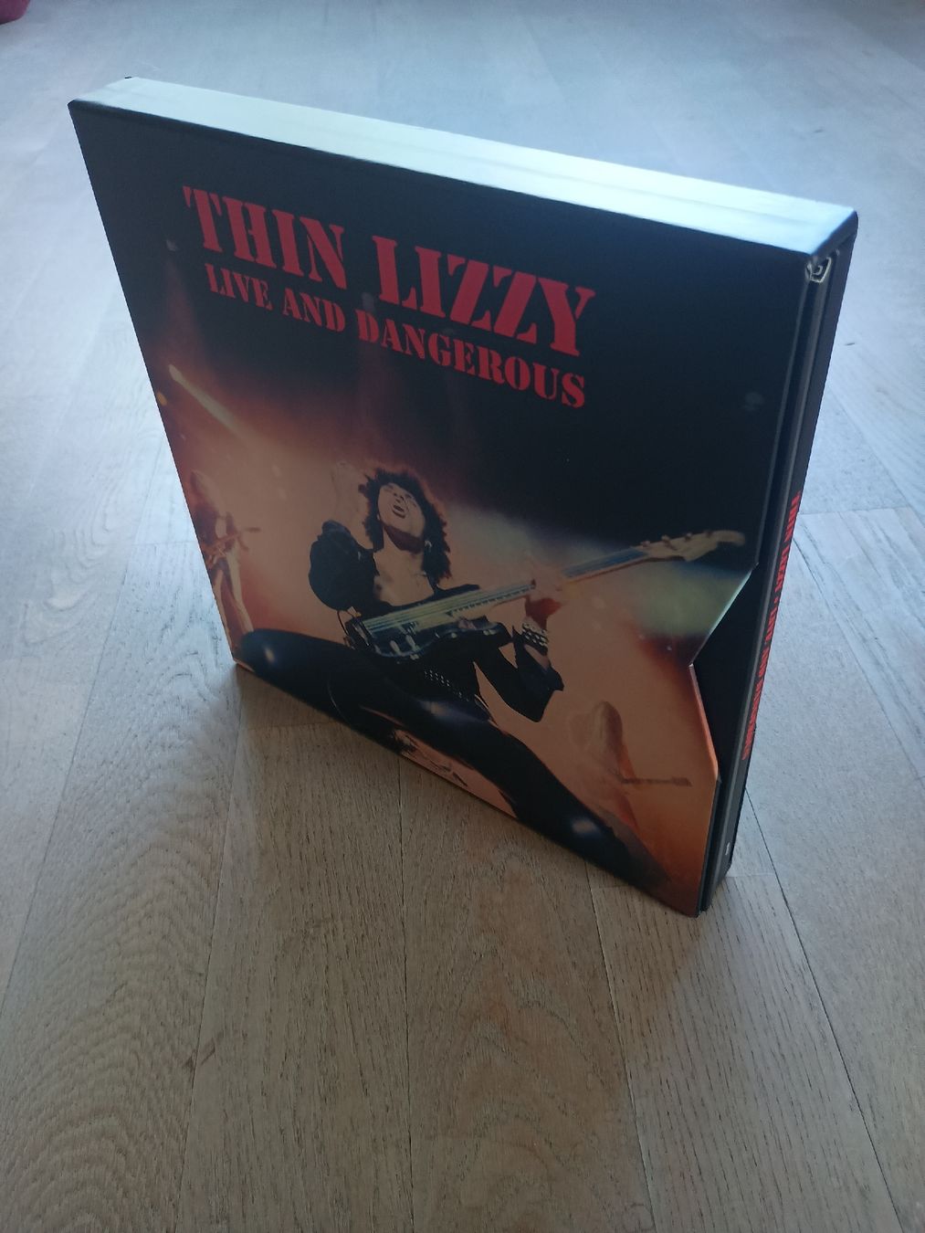CD: Thin Lizzy Live And Dangerous Box Set – Usato da Kirchlindach venduto da Chantalone
