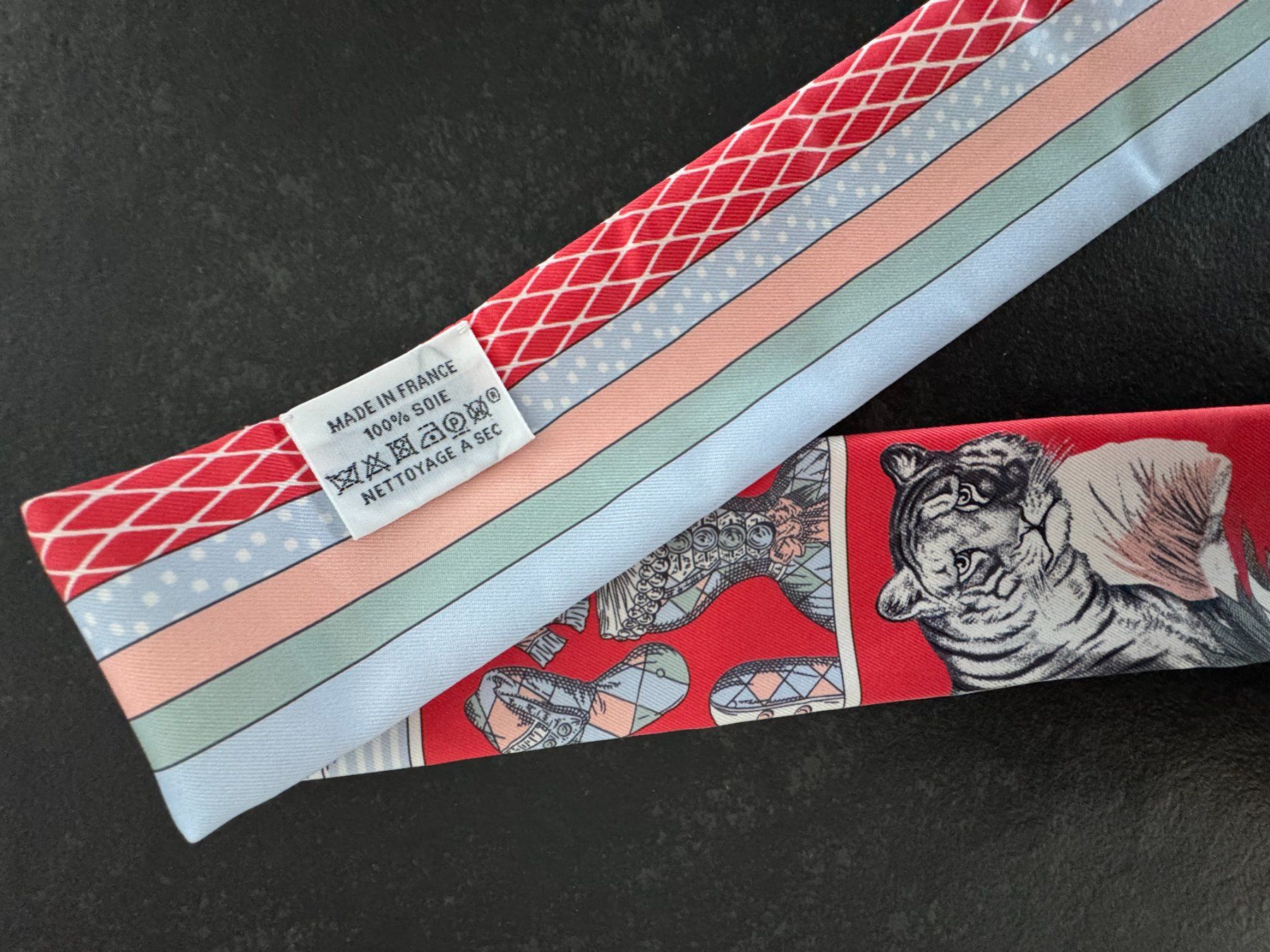 Hermès Foulards & écharpes: Hermes Twilly NEU – Neuf (Voir description) à Kilchberg ZH par 753sunshine 2