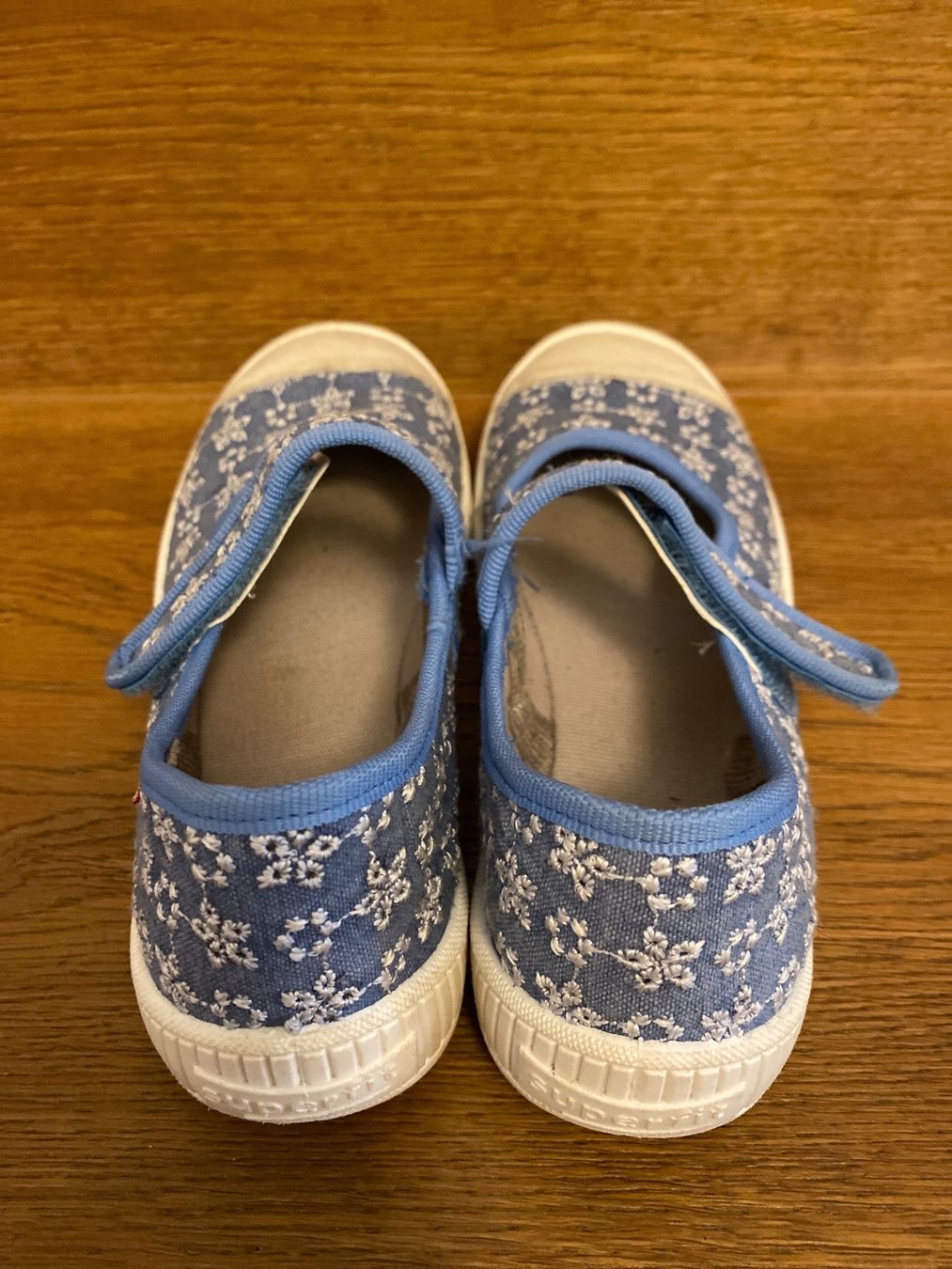 Superfit Scarpe per ragazze: Superfit Kinderschuhe non-marking Gr 31 – Usato da Birmensdorf ZH venduto da PolzerJ1 1