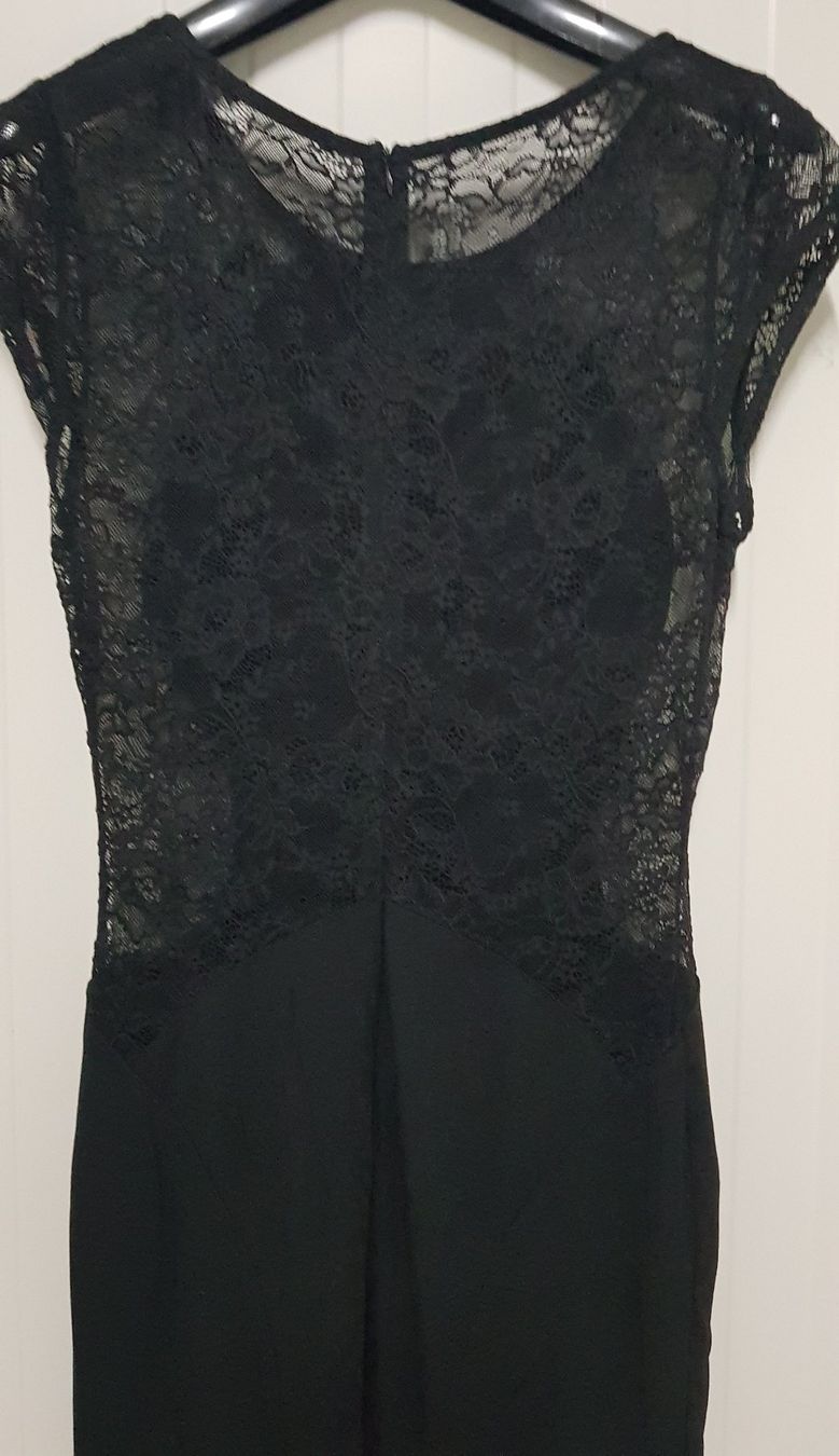 Kleider: Abendkleid  oben mit deko Gr. 36/38 – Gebraucht aus Figino von mayam63 1
