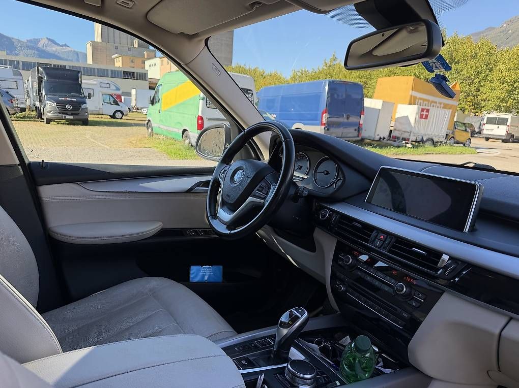 Autos: BMW  X5  xDrive 30d – D'occasion à Giubiasco par automobili72 2