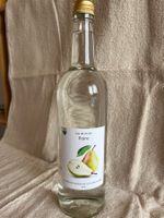 Bouteille d’eau de vie de Poire
