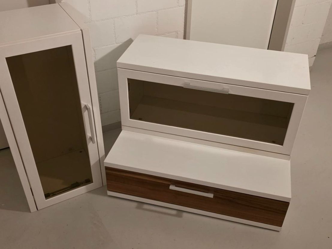 Cassettiere: Wandkommode/Sideboard 3-Teilig & Schubladenelemente – Usato da Berikon venduto da aggi1966 2