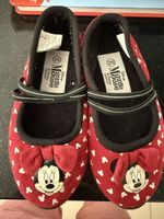 Hausschuhe Minnie Maus rot Grösse 25 guter Zustand