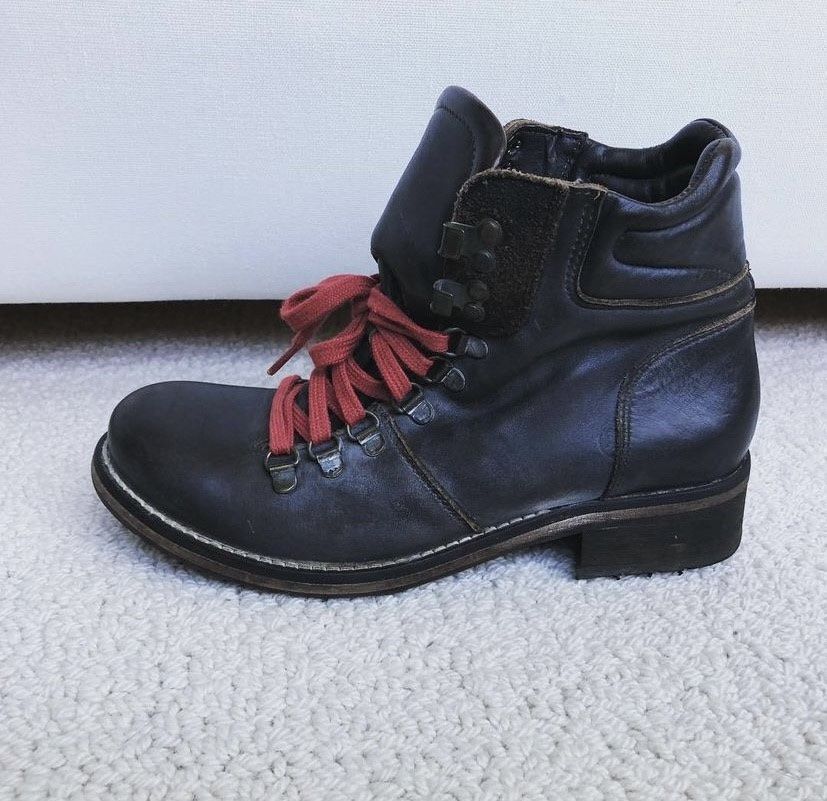 Damenschuhe: Dark brown boots – Gebraucht aus Dallenwil von ZD2019