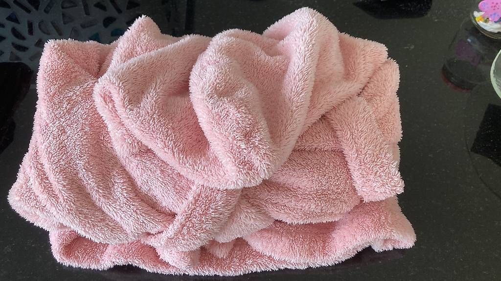 Bademäntel: Bademantel rosa, Grösse 122 – Gebraucht aus Schiers von Gagu7