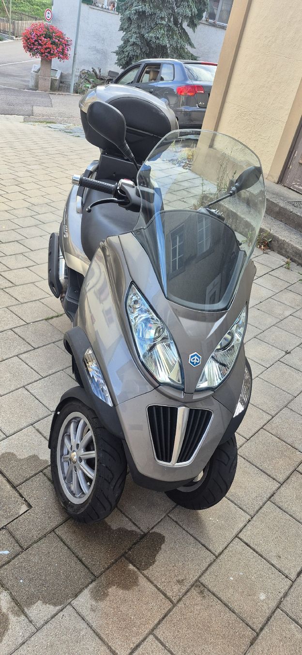 Piaggio Scooters: Piaggio MP3 400 – Gebraucht aus liedertswil von towa68