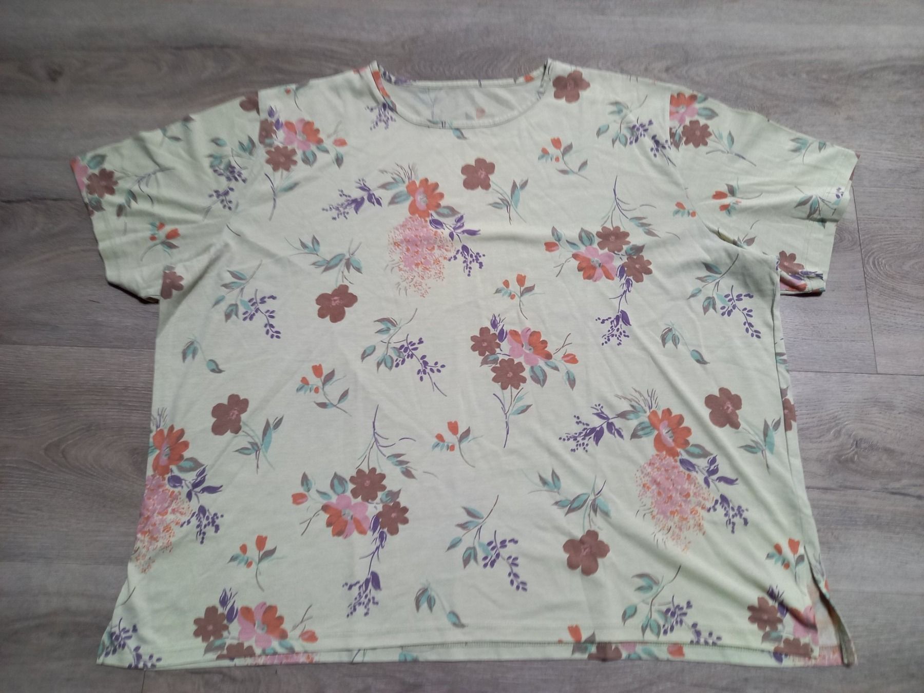 T-shirt: Shirt  50/52 – Usato da Bätterkinden venduto da Elefantenzoo