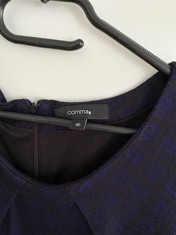 Comma Vestiti: Comma Kleid, dunkelblau- schwarz, Größe 40 – Usato da Steinhausen venduto da World-Wide-Jenni 1