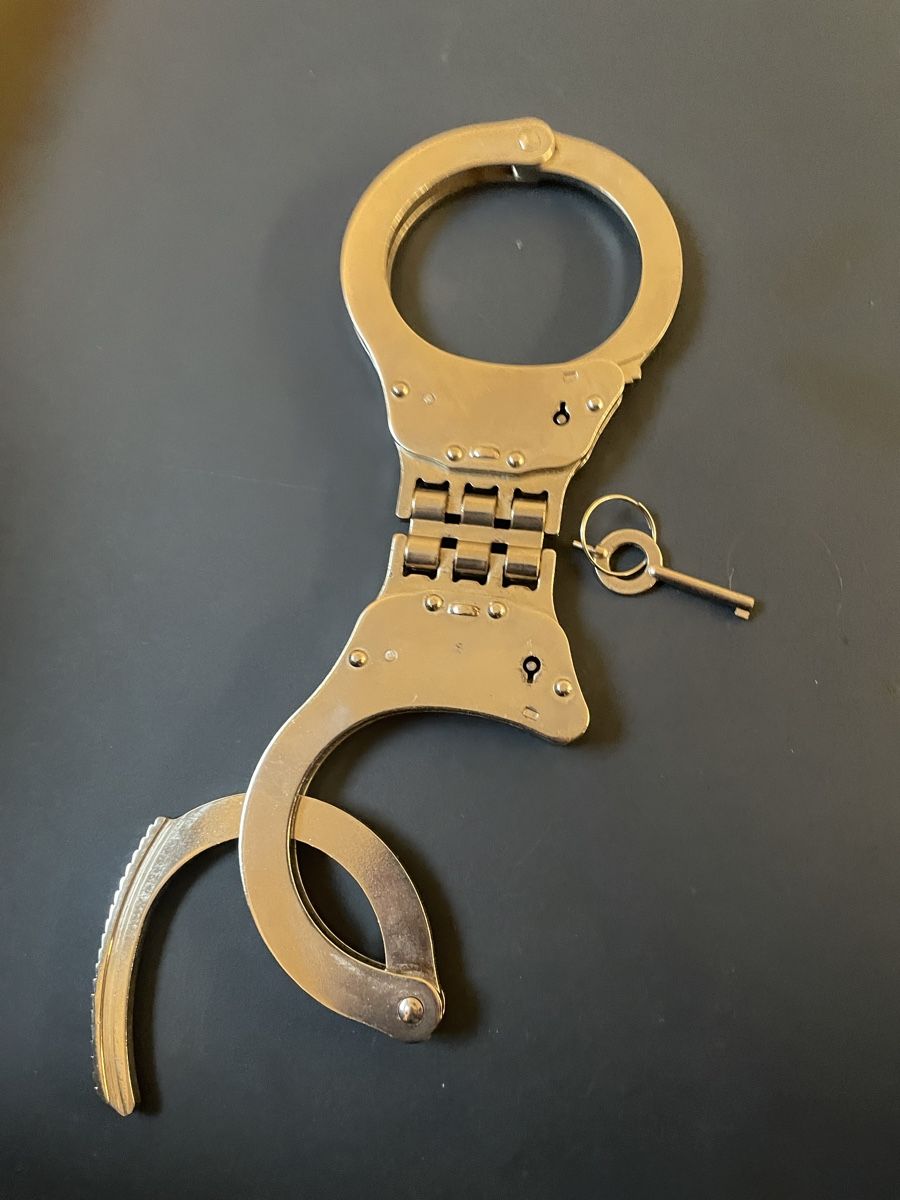 Altro per Eventi aziendali & Feste: Handschellen Polizei – Usato da Murten venduto da val_bw5m 1