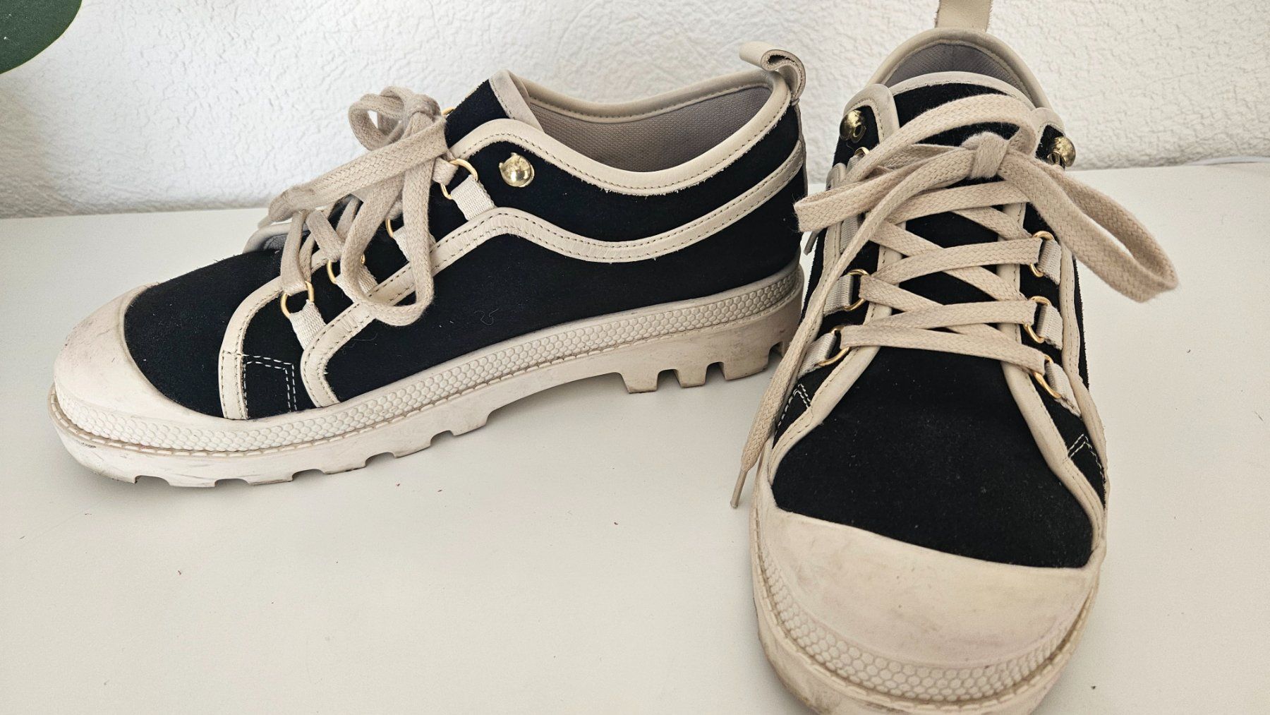 Scarpe da donna: Chaussures Canal St Martin - taille 40 – Usato da Neyruz FR venduto da Sourimousse