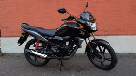 Motorrad Honda CBF 125M schwarz