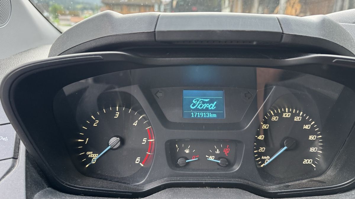 Ford Nutzfahrzeuge: Ford Transit Custom L1H1 2016 – Defekt aus Einsiedeln von patsteiner74 5