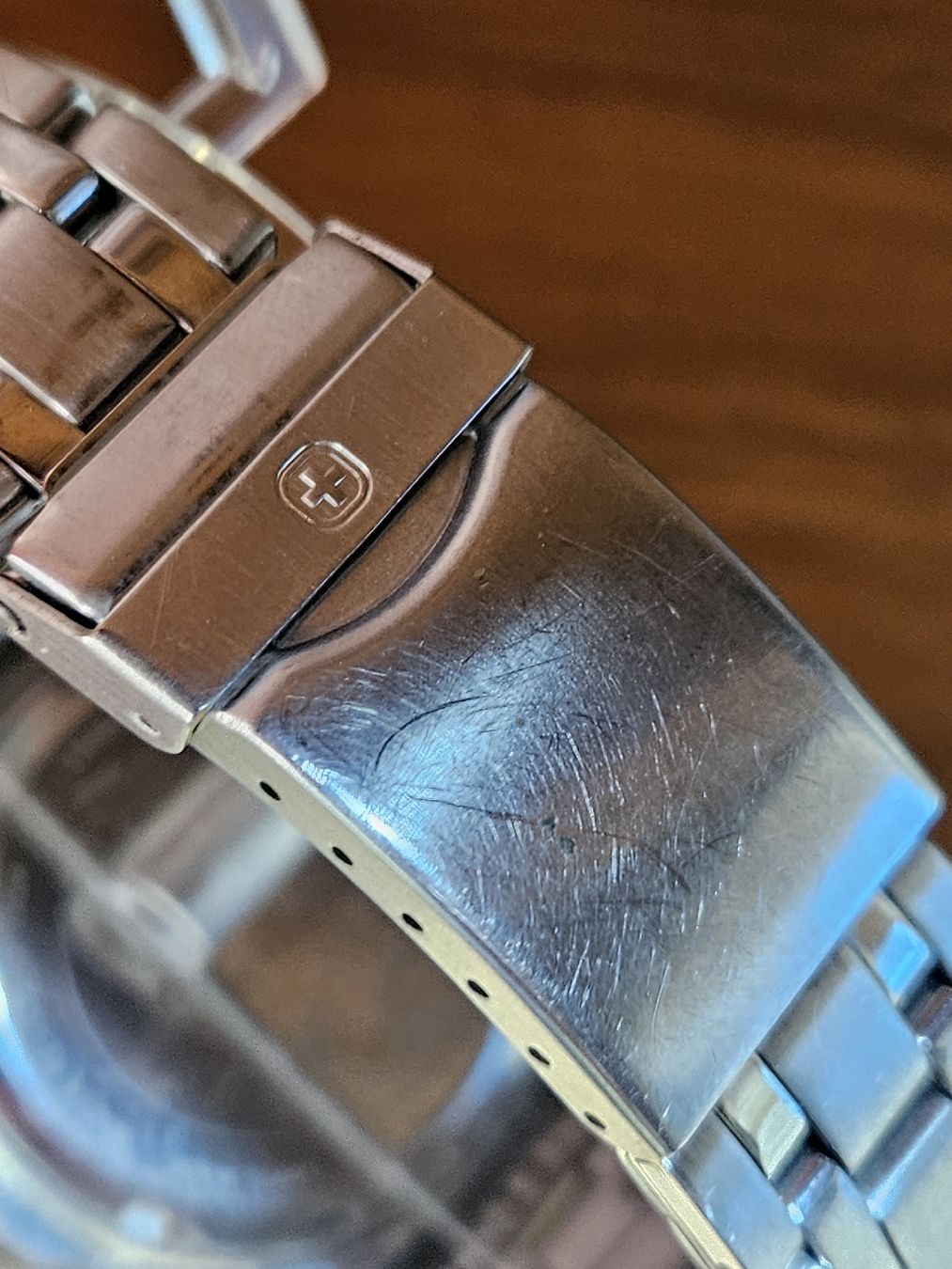 Wenger Uhren: Wenger Herrenuhr 40mm – Gebraucht aus Flamatt von pie_f9zm 5