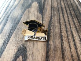 Pin Anstecker Brosche Abschluss Graduate Uni Studium