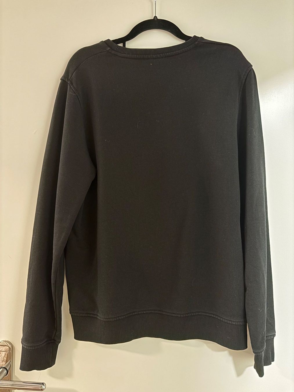 Karl Lagerfeld Maglioni & Felpe: Karl Lagerfeld Pullover schwarz – Usato da Wetzikon ZH venduto da Deba26 2