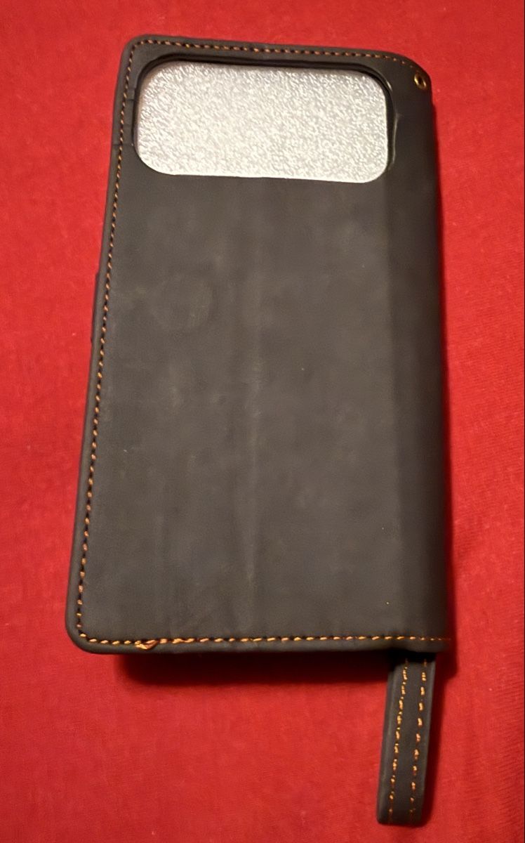 Coques & Protection écran: iPhone 14 Pro Max Wallet Case Black NEW 16.5cm x 8.5cm – Neuf (Voir description) à Basel par Cora3 1