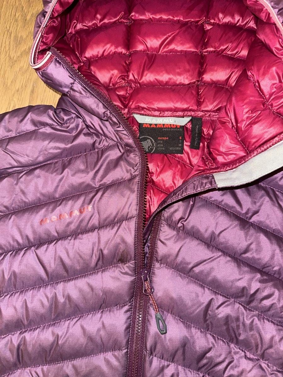 Mammut Jacken: Mammut Daunenjacke, Lila, Gr. S – Gebraucht aus Basel von Oloir 1