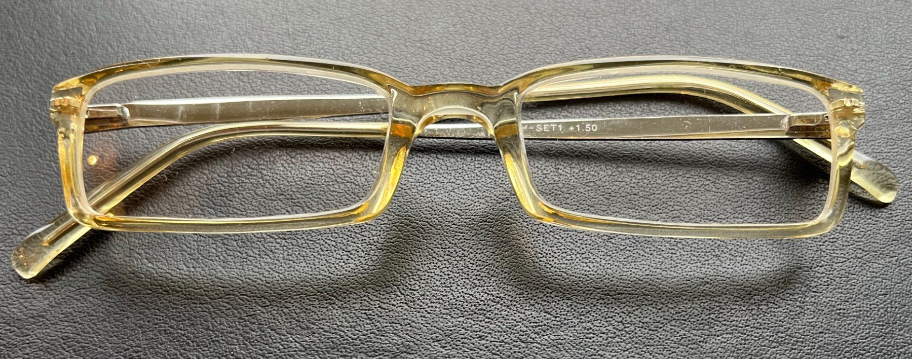 Occhiali & Lenti: Lesebrille Stärke + 1.50 – Usato da Küsnacht ZH venduto da Koluk