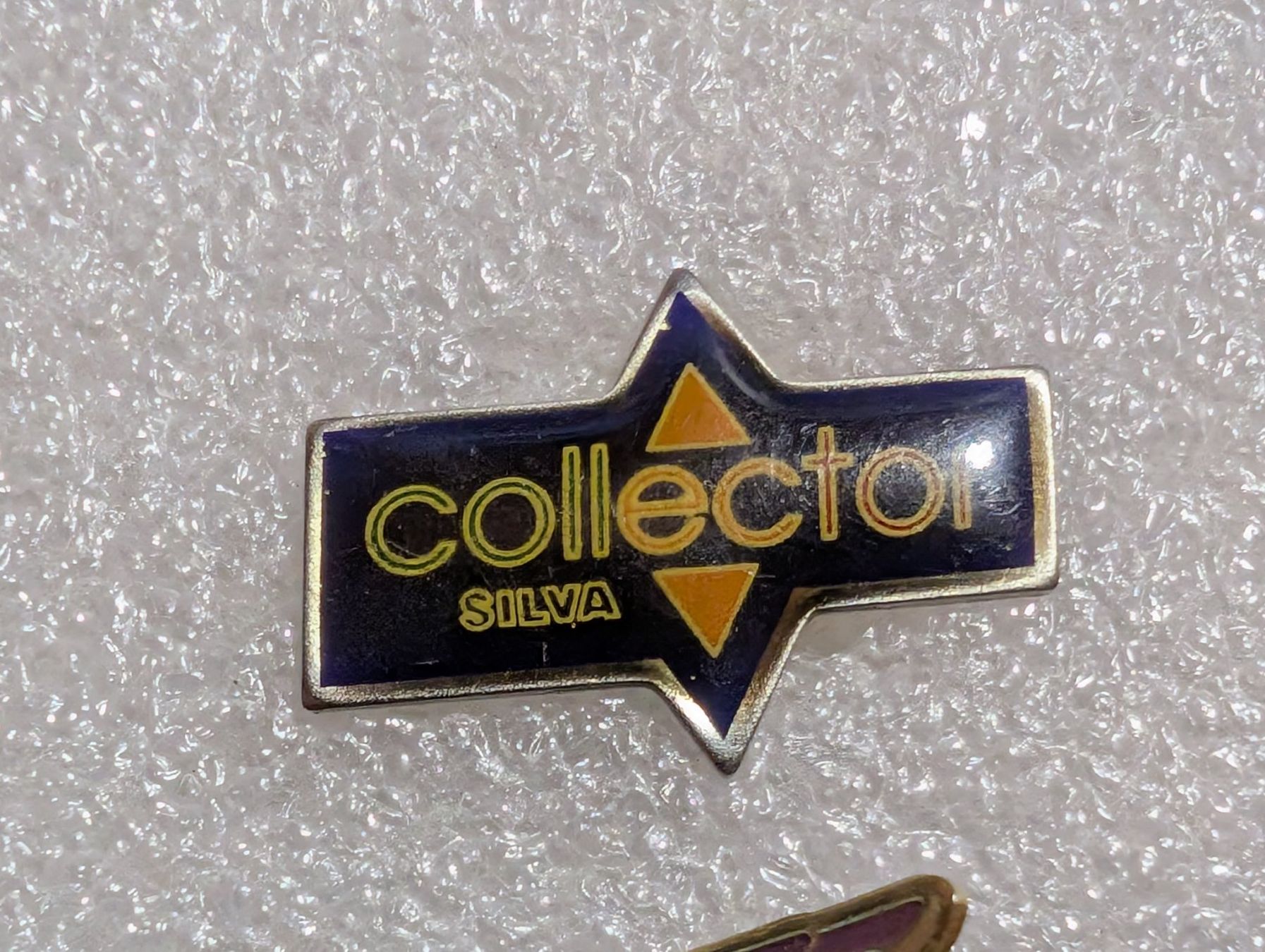 Placchette & Badge: Ansteckpin 275: Silva Collector – Usato da Oppligen venduto da Pin-Fall-Shop