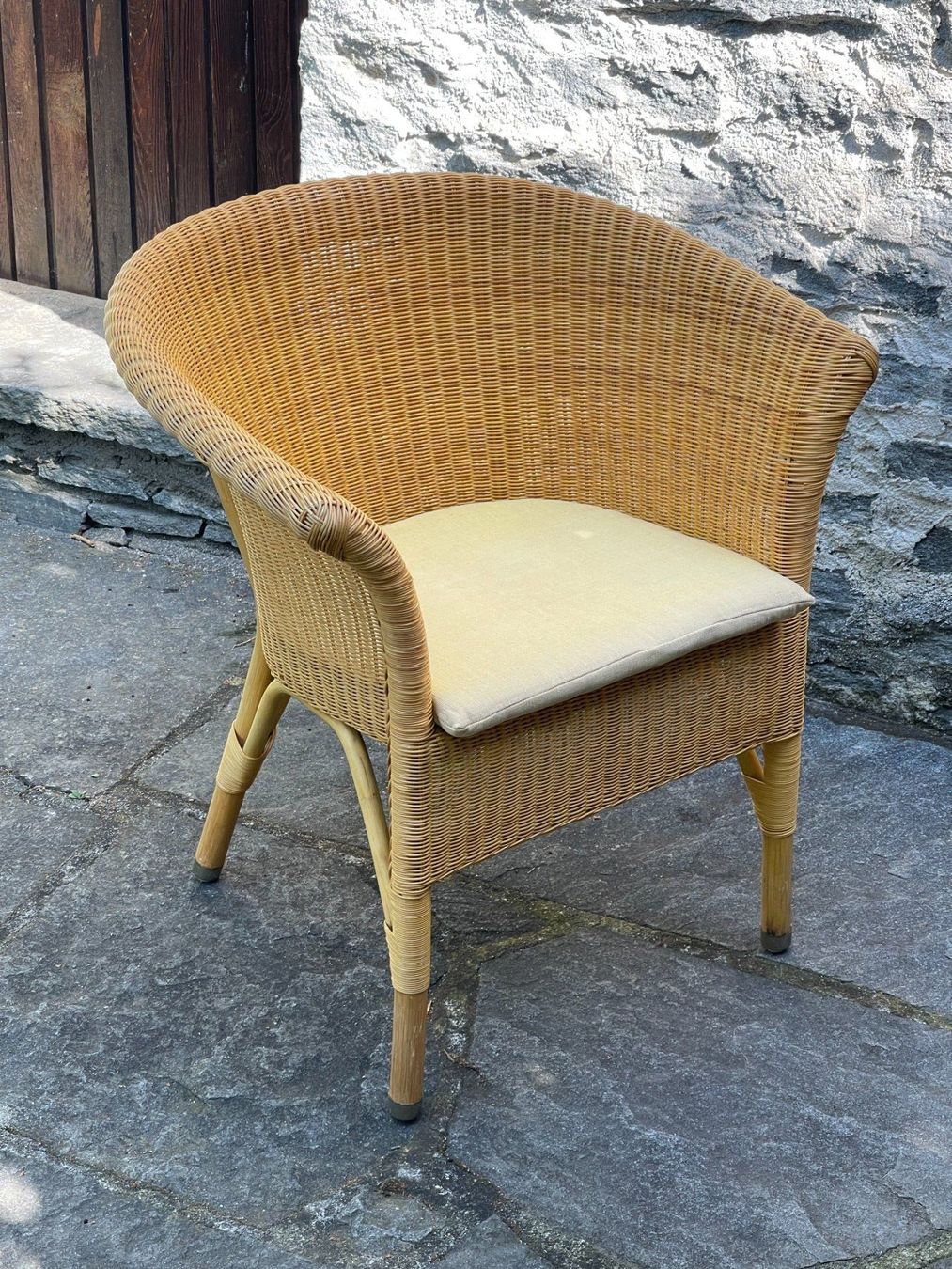 Sessel: 2 Sessel, geflochten, blau und gelb – Gebraucht aus Zürich von kaufen.und.verkaufen 2