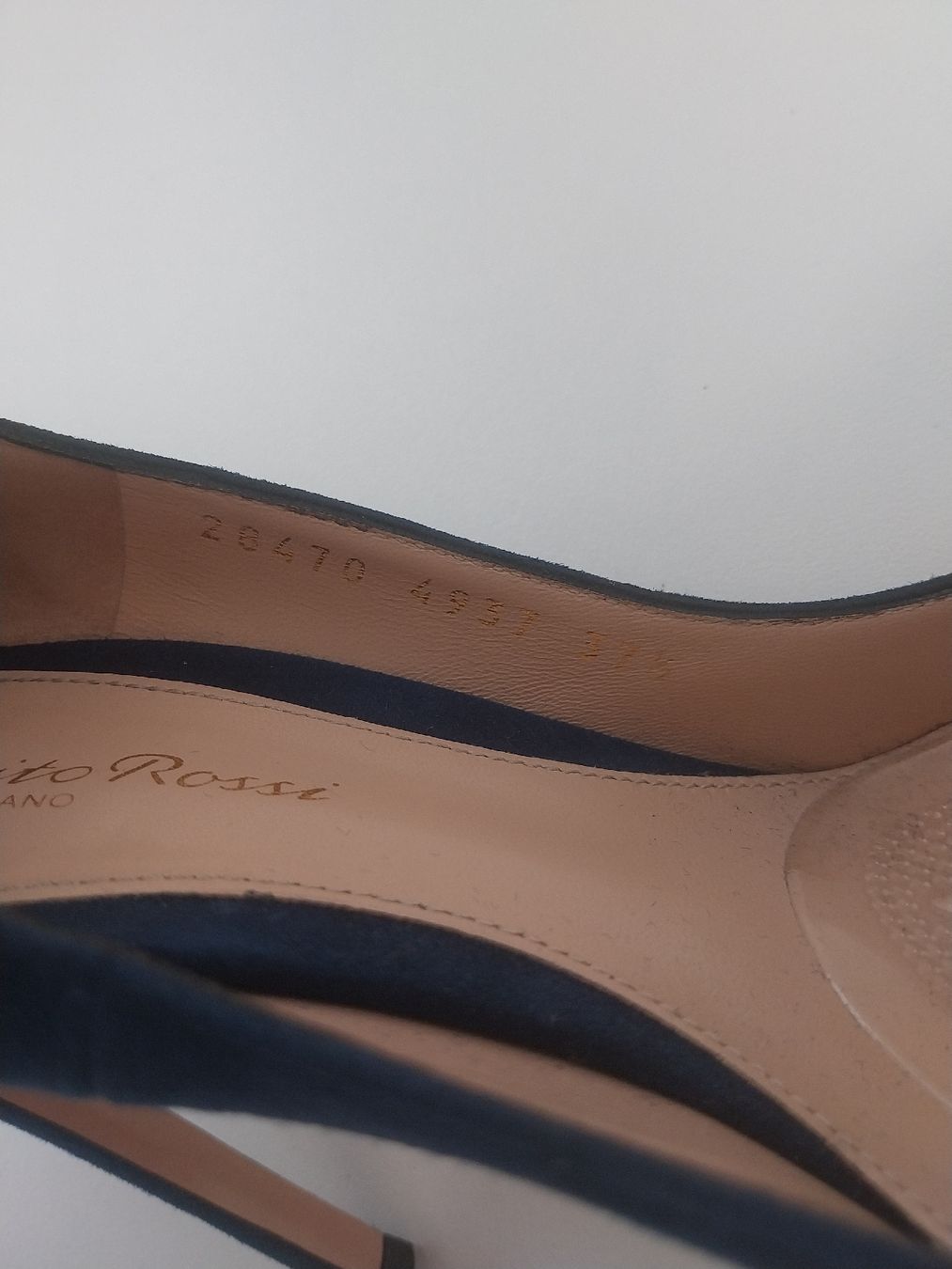 Gianvito Rossi Scarpe da donna: Gianvito Rossi Pumps blau, 37.5 – Usato da Oberwil BL venduto da A.Mohler 2