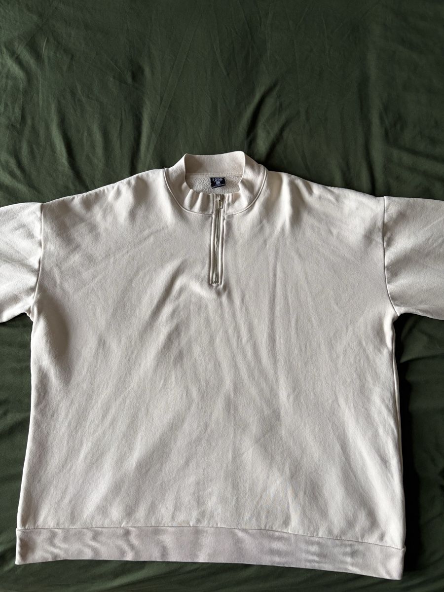 Maglioni & Felpe: Pull beige zippé Oversize XL – Usato da Fribourg venduto da jer_p6kc 1