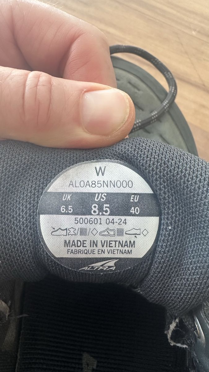 Altra Damenschuhe: Trekkingschuh ALTRA – Gebraucht aus Wichtrach von Saxiphraga 9