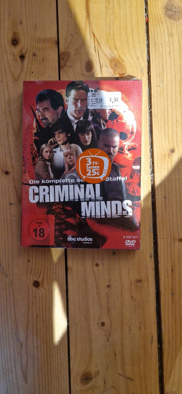 Tutti i DVDs: CRIMINAL MINDS KOMPLETTE 6 STAFFEL – Nuovo e nell'imballaggio originale da Lengwil venduto da Beni-der-1