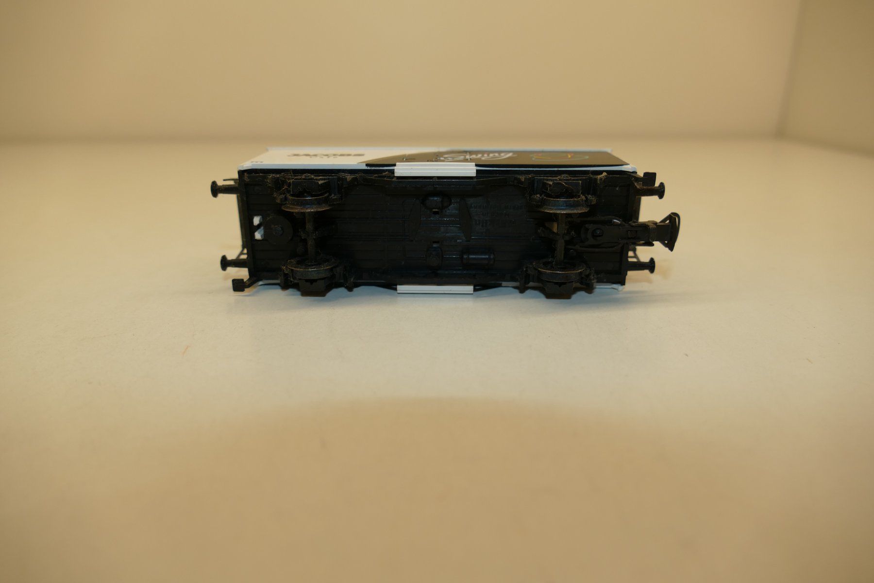 Märklin Modelleisenbahnen: Märklin H0: Jacobs Cafe Güterwagen Swing – Defekt aus Niederhasli von rail-duerst 5