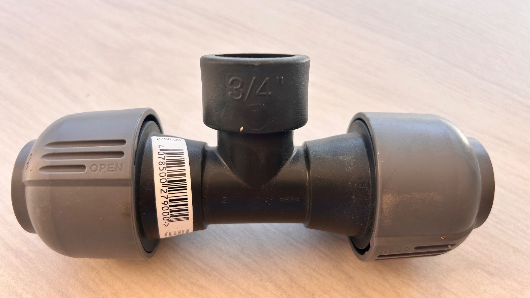 Humidifier & Arroser: T 25 3/4 25  Garedena – Neuf (Voir description) à Riddes par Latuile