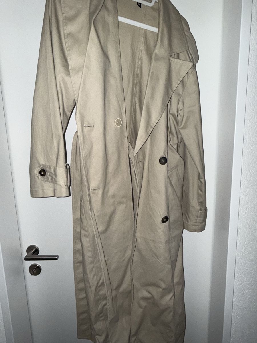 H&M Cappotti: Gut erhaltener Beige Trenchcoat – Nuovo (secondo la descrizione) da Hüttwilen venduto da sar_8gj7 1