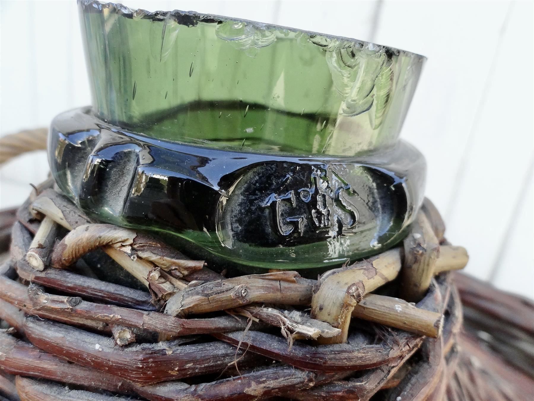 Bottiglie: alte sehr grosse Korbflasche – Nuovo e nell'imballaggio originale da Kerzers venduto da Flaschenposten 3